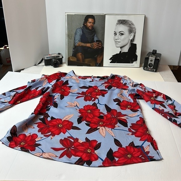 Liz Claiborne tropical floral blouse with ruffles down sleeves - Picture 1 of 10
